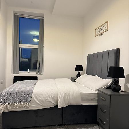 Icon Residencia Apartment Manchester Bagian luar foto