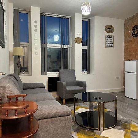 Icon Residencia Apartment Manchester Bagian luar foto