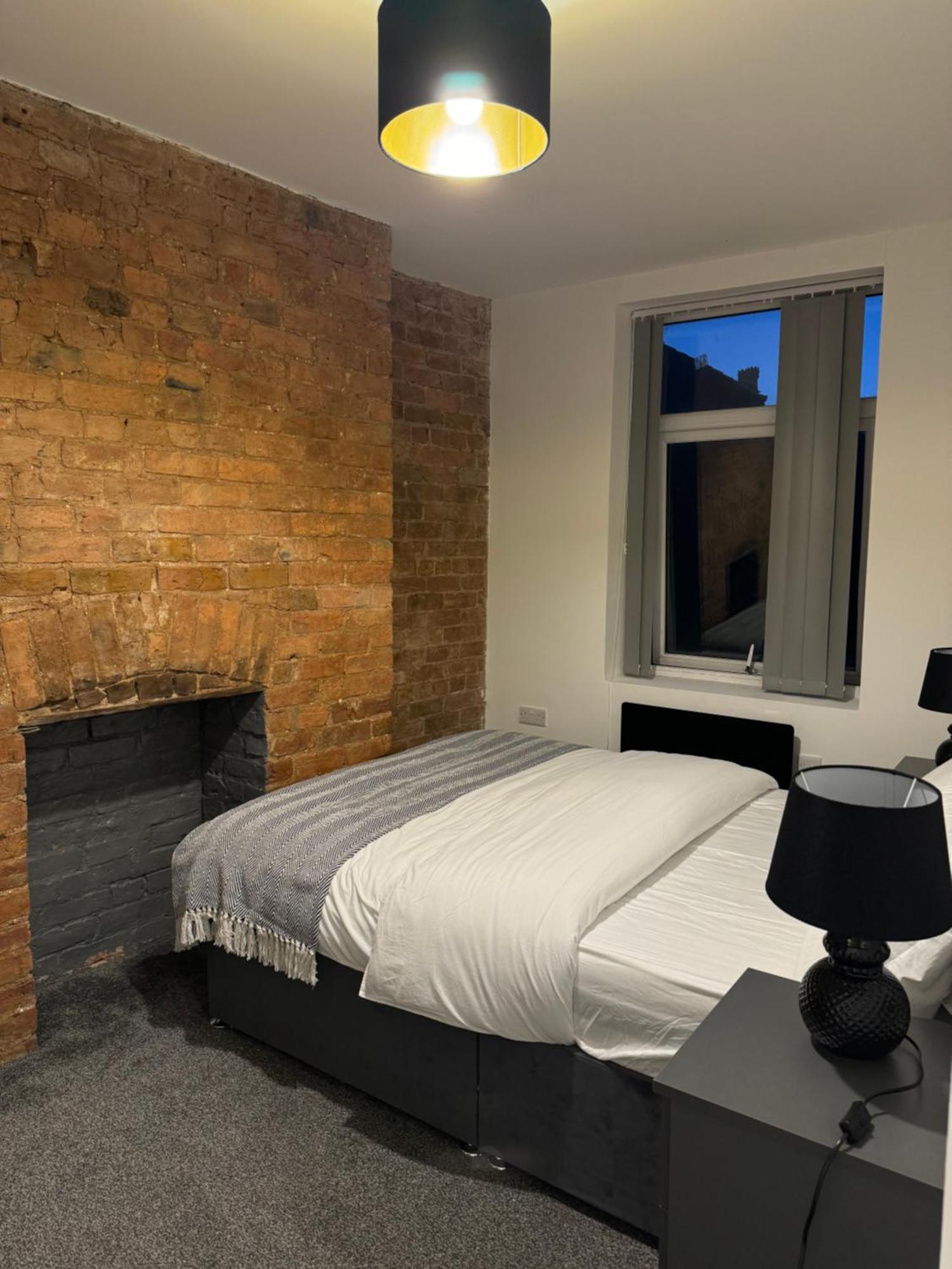 Icon Residencia Apartment Manchester Bagian luar foto